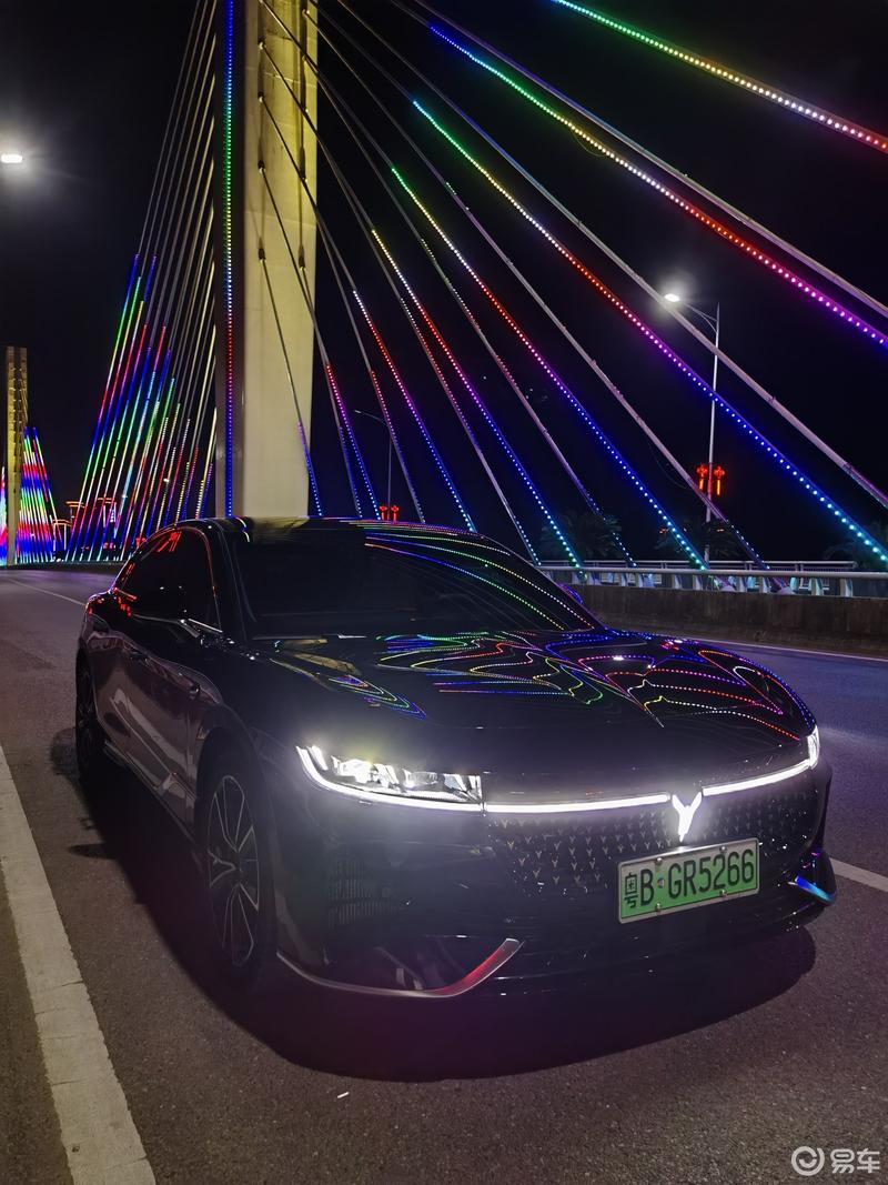 岚图这个品牌也是去年第一次了解,一直有考