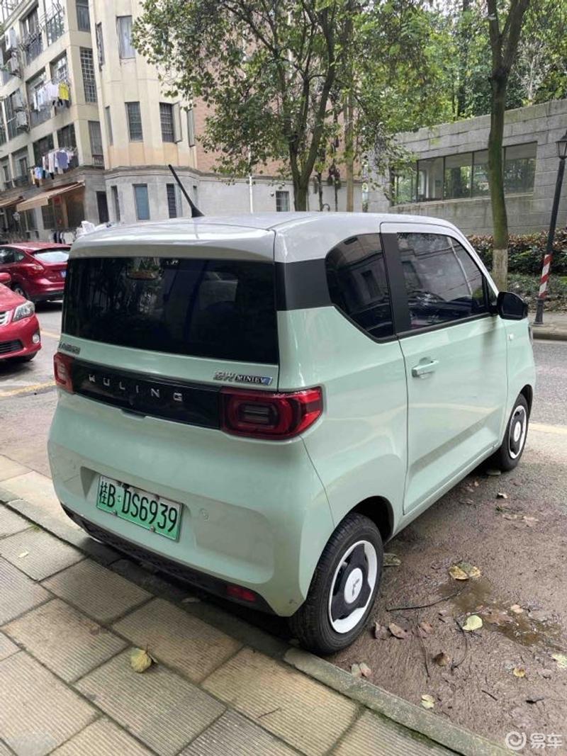 马卡龙22年绿色白顶_宏光mini ev社区_易车社区