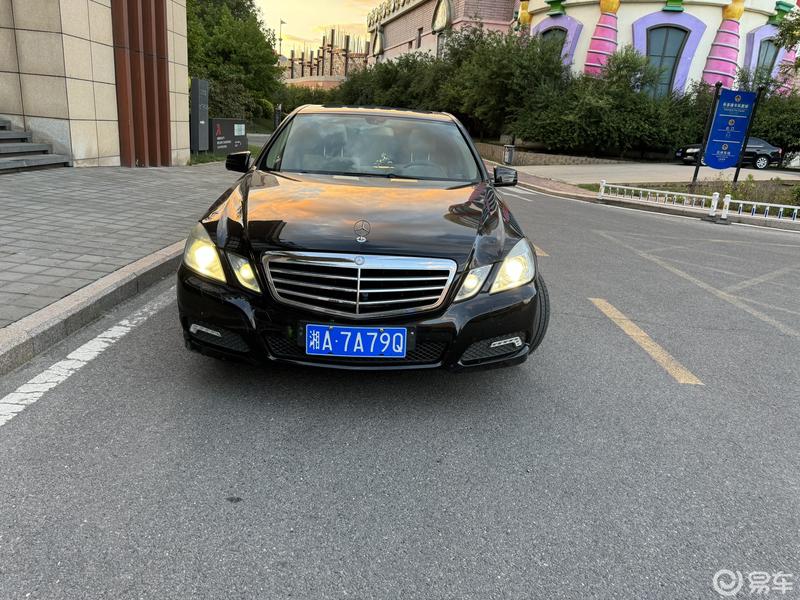 2010款奔驰e260l cgi优雅型