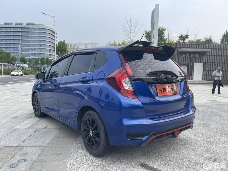 一代"神车"本田飞度_综合社区_易车社区