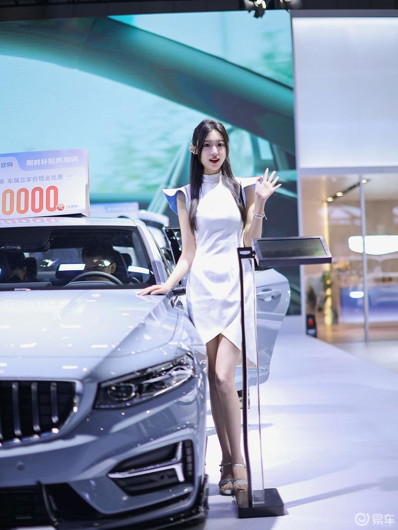 车展拍照车模太美了_综合社区_易车社区