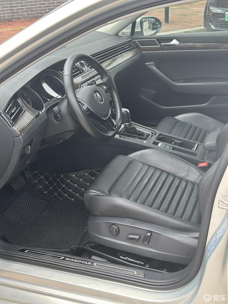 刚到2018年12月大众迈腾2.0t高功