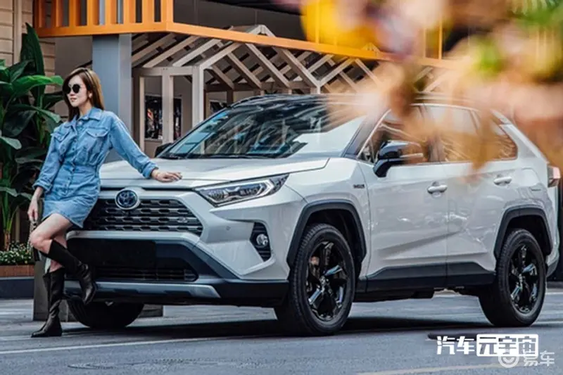 丰田新RAV4荣放月底上市 价格或上调 现订车有优惠-图1