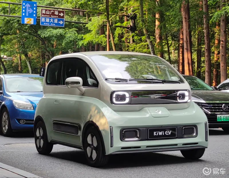 2023款KiWi EV来了，联手无人机大疆打造，标配豪车双联屏