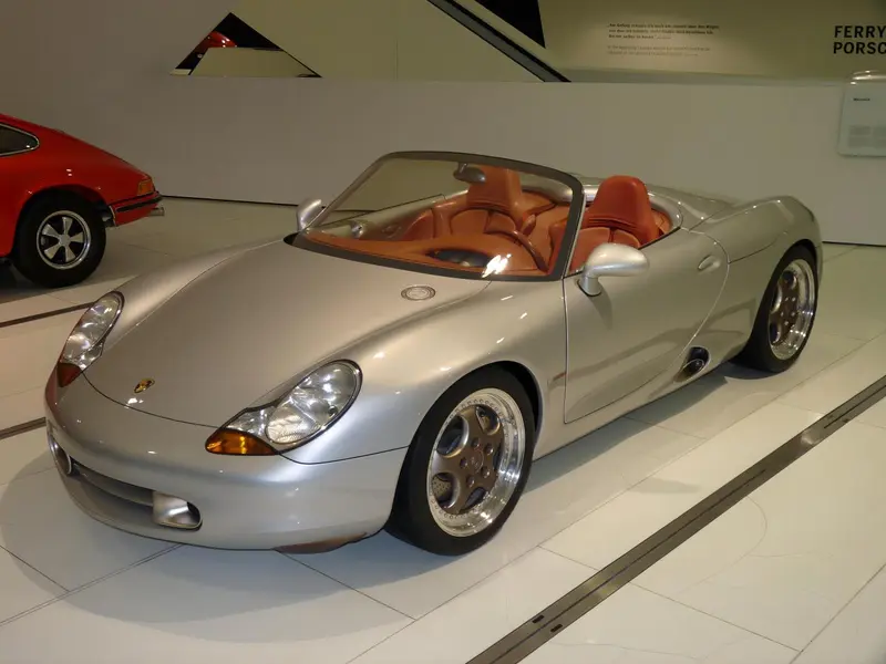 Porsche_Boxster_Concept_Prototype_1992_frontleft_2010-03-12_A
