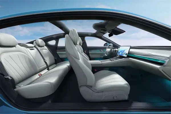 w1200_yichecar_202311076537934708934761600.jpg.webp
