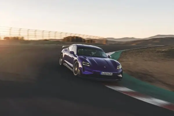 保时捷Taycan Turbo GT package