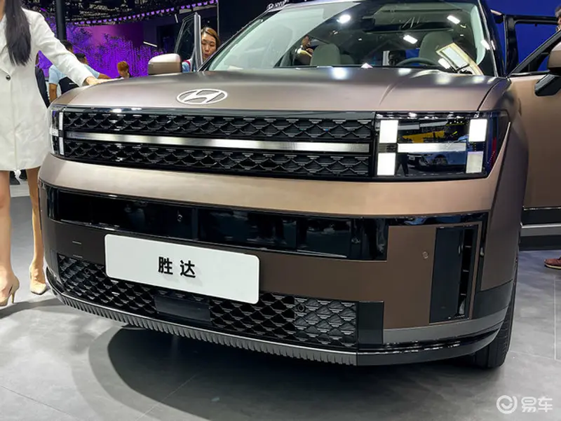 造型更加硬朗 2024北京车展实拍第五代胜达