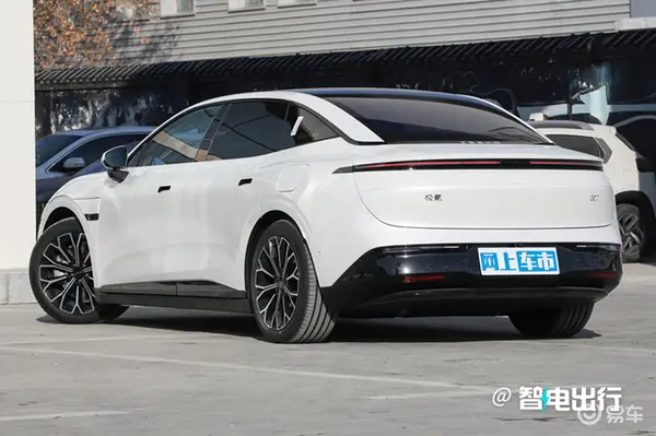 极氪3年内推7款新车年内上5座MPV+007SUV版-图4