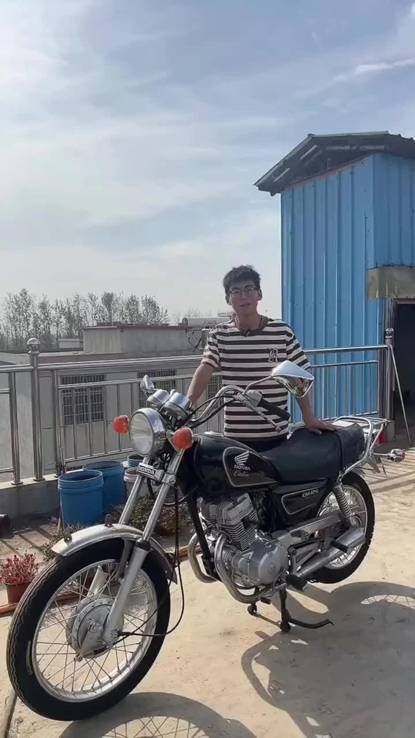 本田cm125,非常经典的一款摩托车,太子车型,非常经典