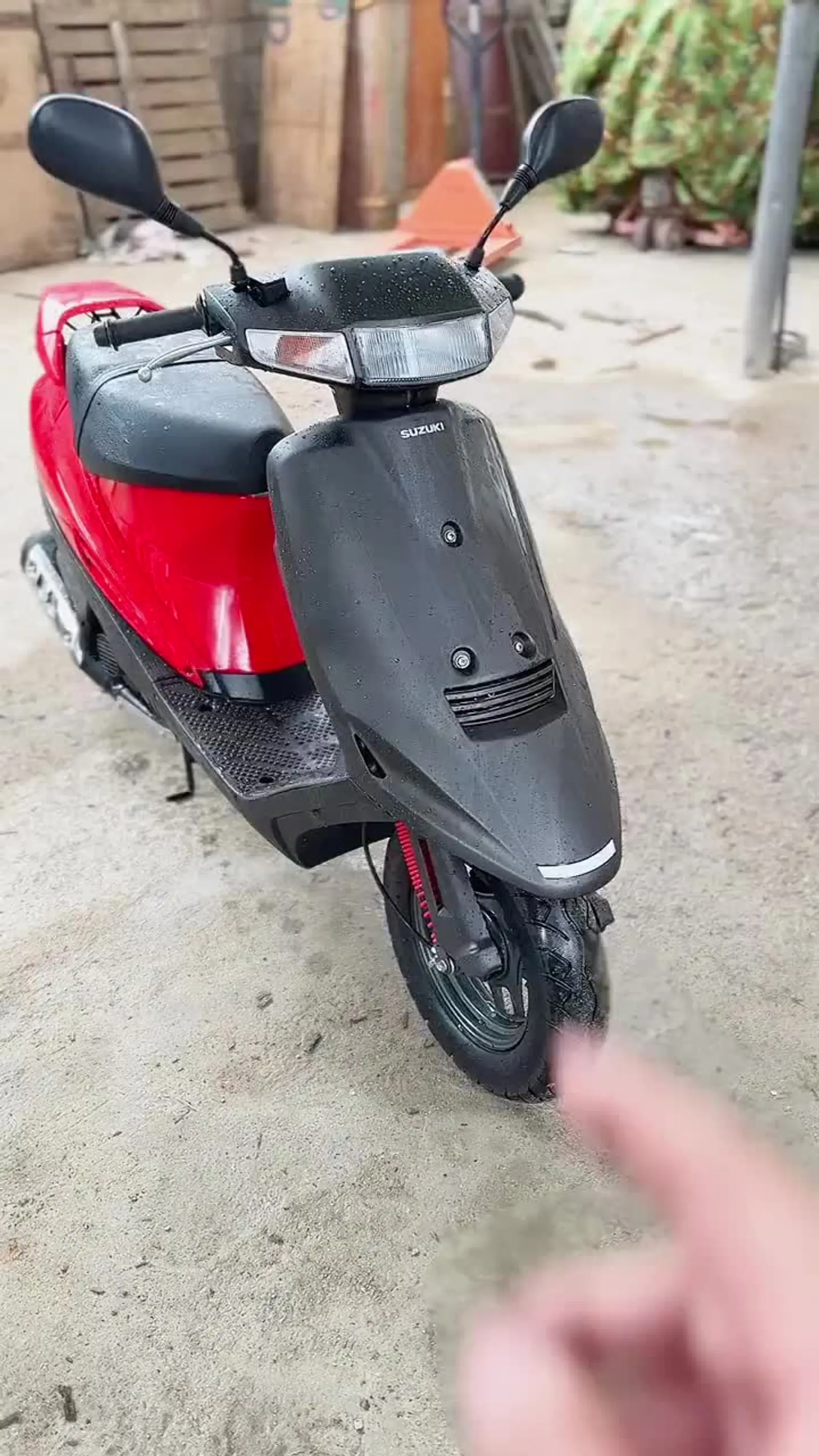 两冲铃木ag100 二冲摩托车 ,打箱发走_易车小视频