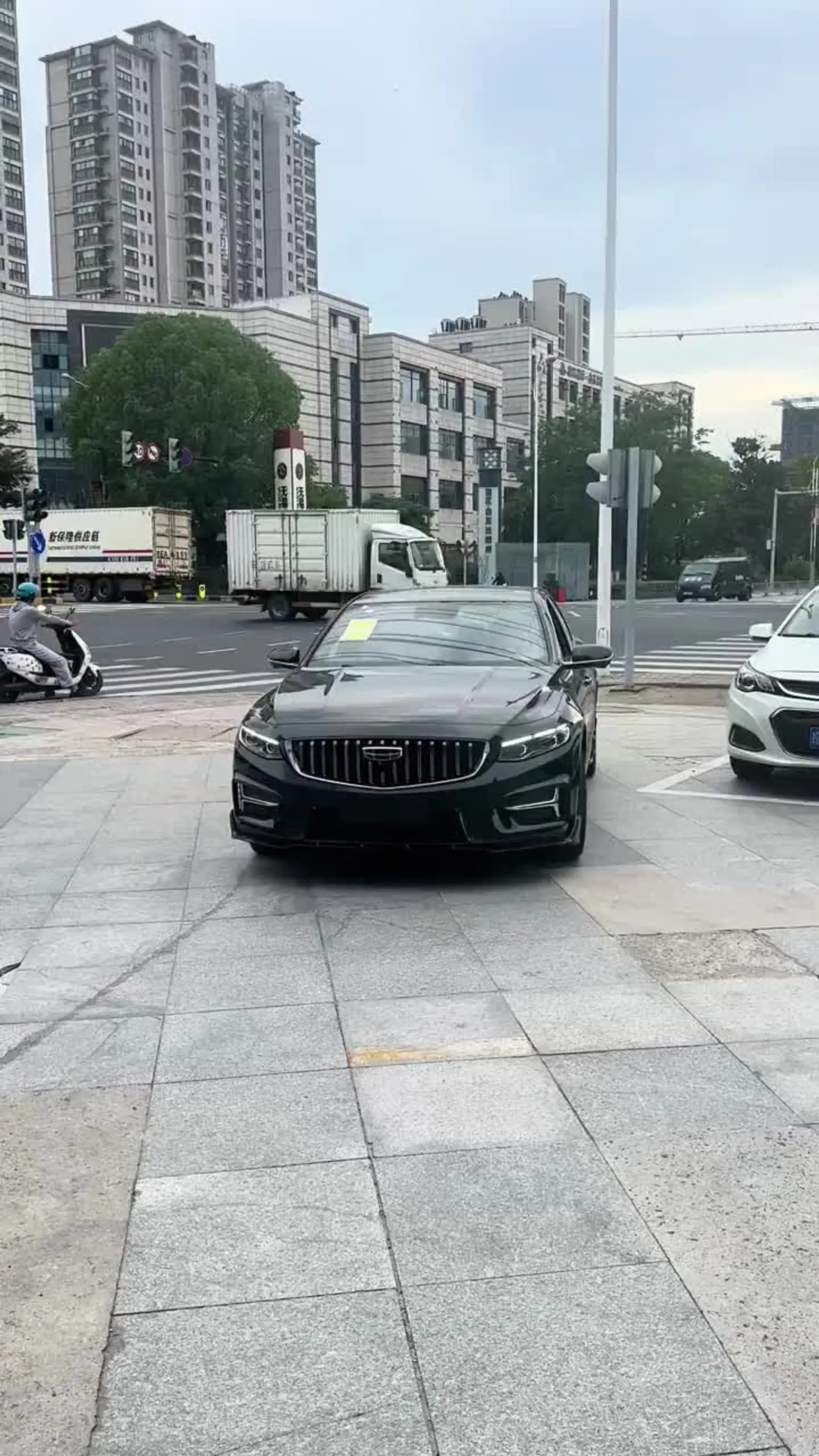 10万出头就能买到181匹马力 与领克03同款发动机 沃尔沃的底盘 全系